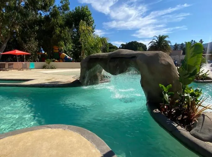 Le Camping De La Plage Kamp alanı Aregno