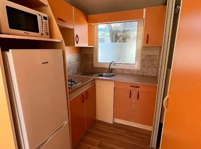 Kamp alanı Le Camping De La Plage Aregno