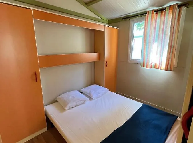 Kamp alanı Le Camping De La Plage Aregno