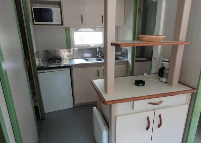 Le Camping De La Plage Kamp alanı Aregno