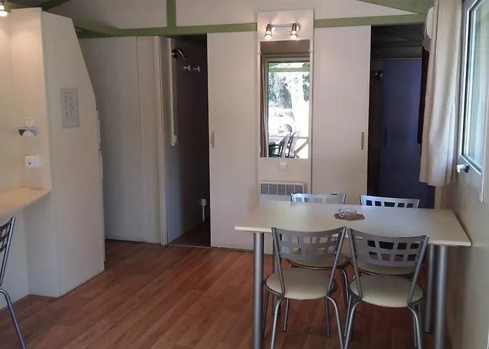 Kamp alanı Le Camping De La Plage Aregno