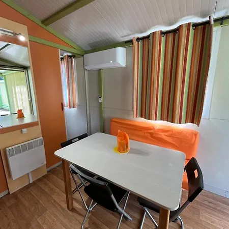 Camping Le De La