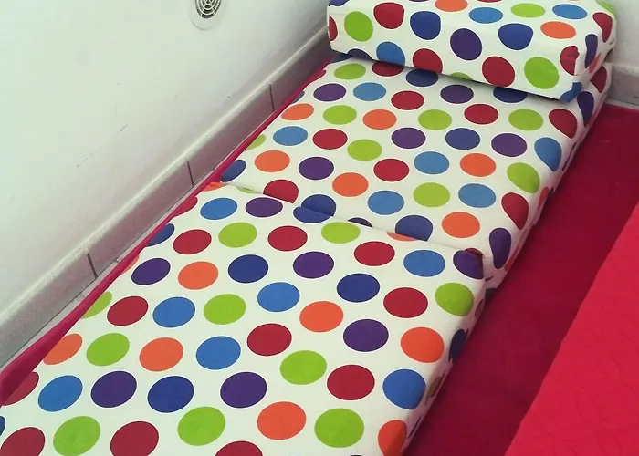 אתר קמפינג Le De La 3*